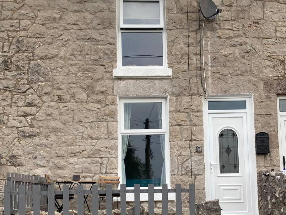 Quarryman'S Holiday Let Llysfaen Bagian luar foto